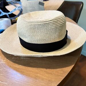 Scala paper hat with inner lining being polyester. OSFM